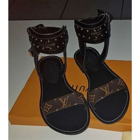 louis vuitton nomad sandals authentic|louis vuitton shoes size 11.